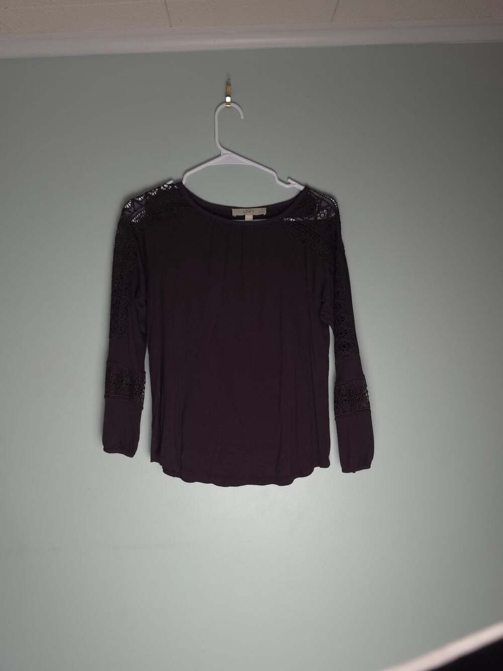 Fallfashion Capsulewardrobe LOFT Long Sleeve Lace Trim Blouse Shirt Brown